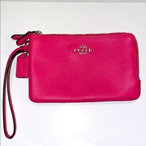 Coach Double Corner Zip Leather Wristlet
